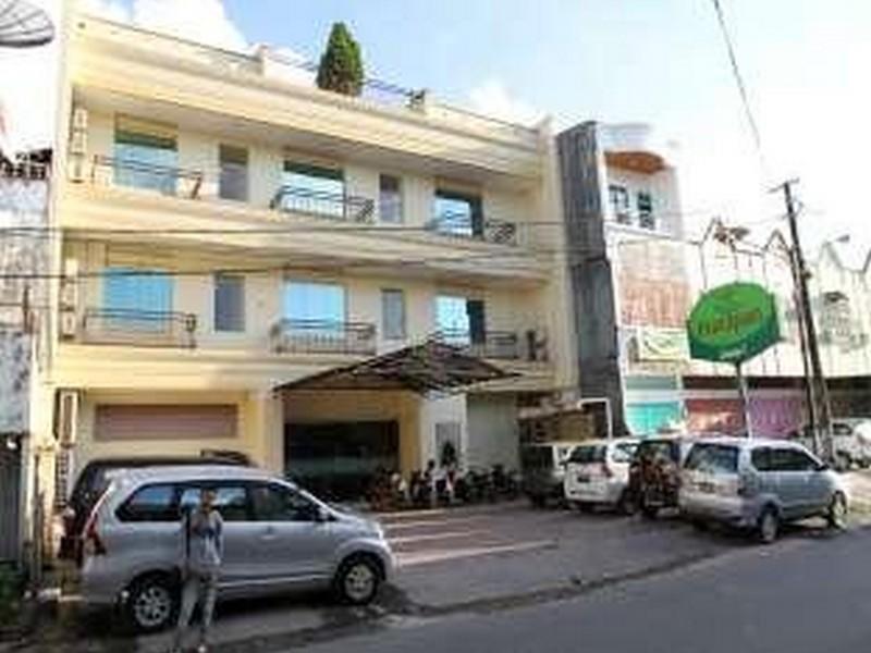 Hotel Harapan Makassar Bagian luar foto