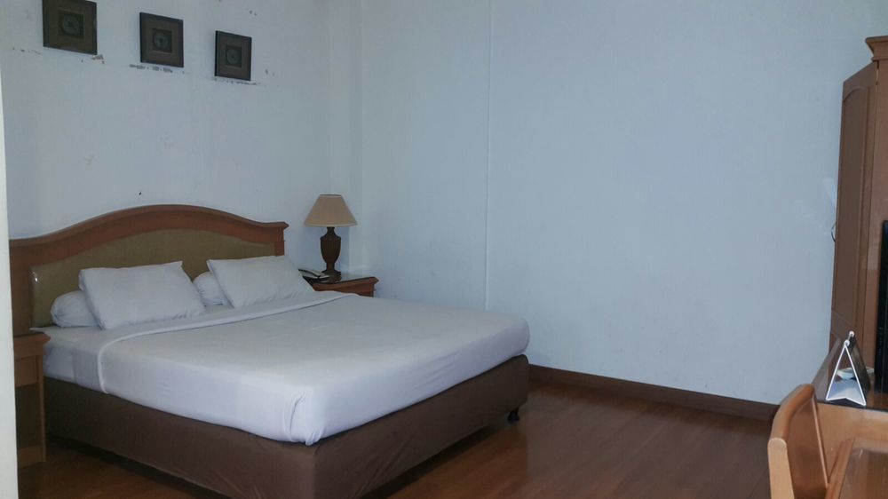 Hotel Harapan Makassar Bagian luar foto